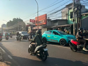 Cerita Saksi soal Kecelakaan di Pondok Gede: Mobil pindah jalur, hantam 6 motor
