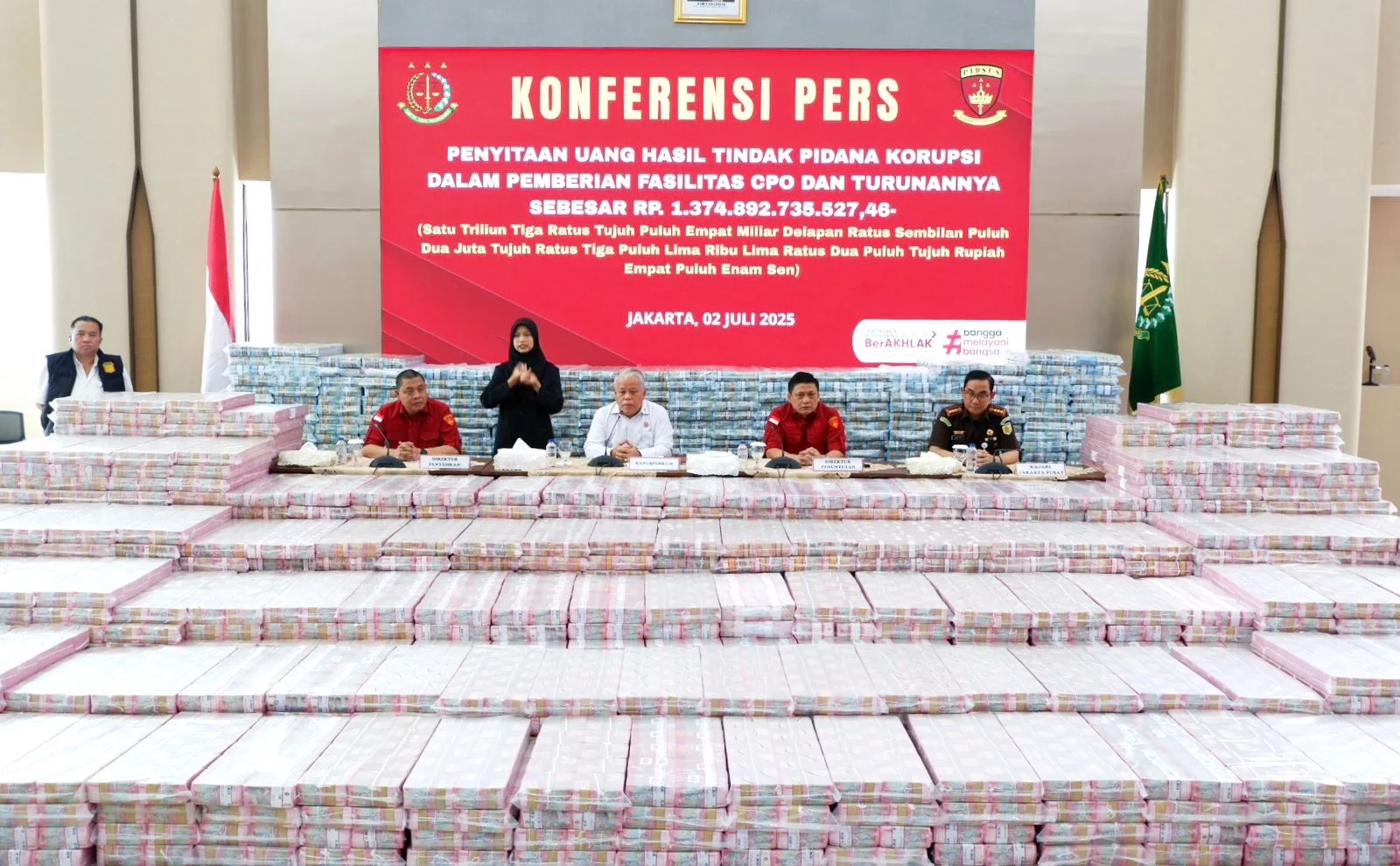Drama 6 Jam Menunggu Konferensi Pers 3 Kasus Besar dan Nasib Eks Jampidsus