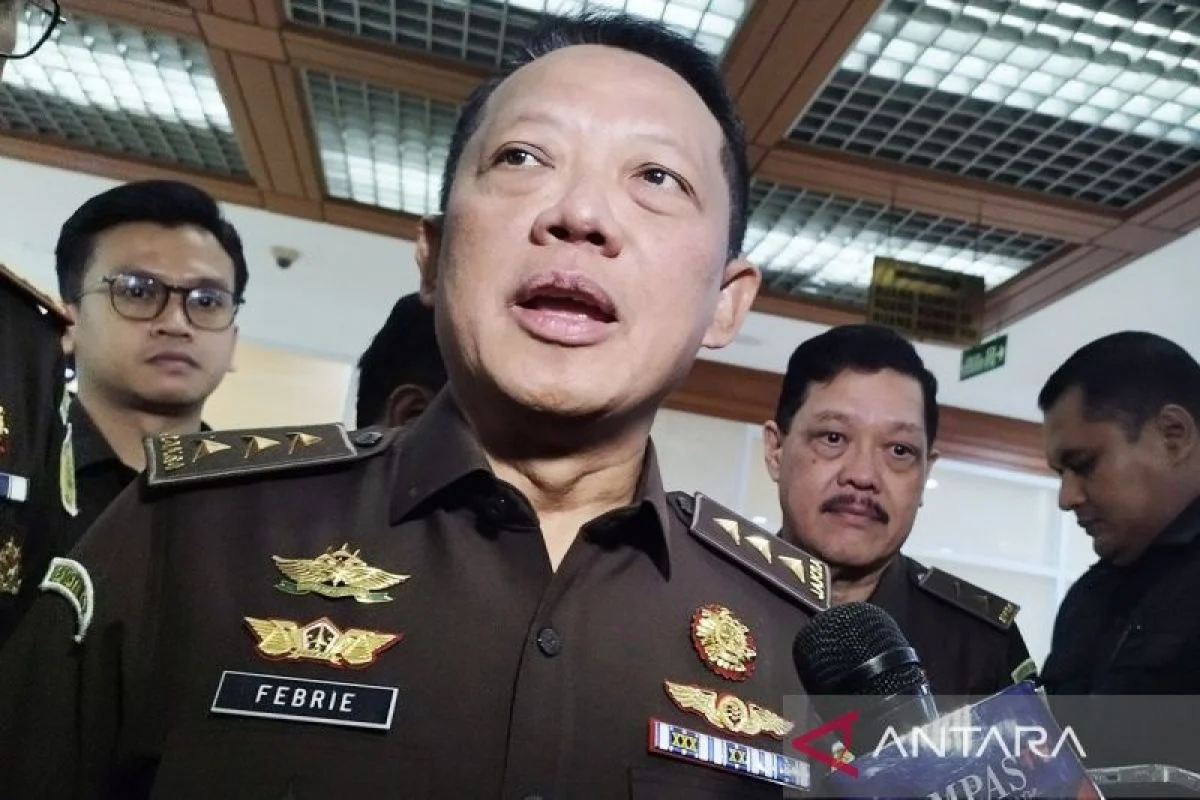 Drama Hukum Febrie Adriansyah: Dari Pembelaan Hotman Paris hingga Kritik Tajam Pukat UGM