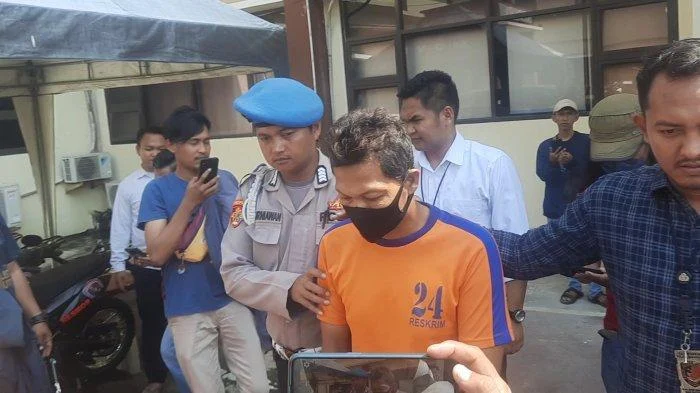 Drama Pendidikan di Karawang: Siswi Ditolak Sekolah Meski Sempat Ikuti MPLS