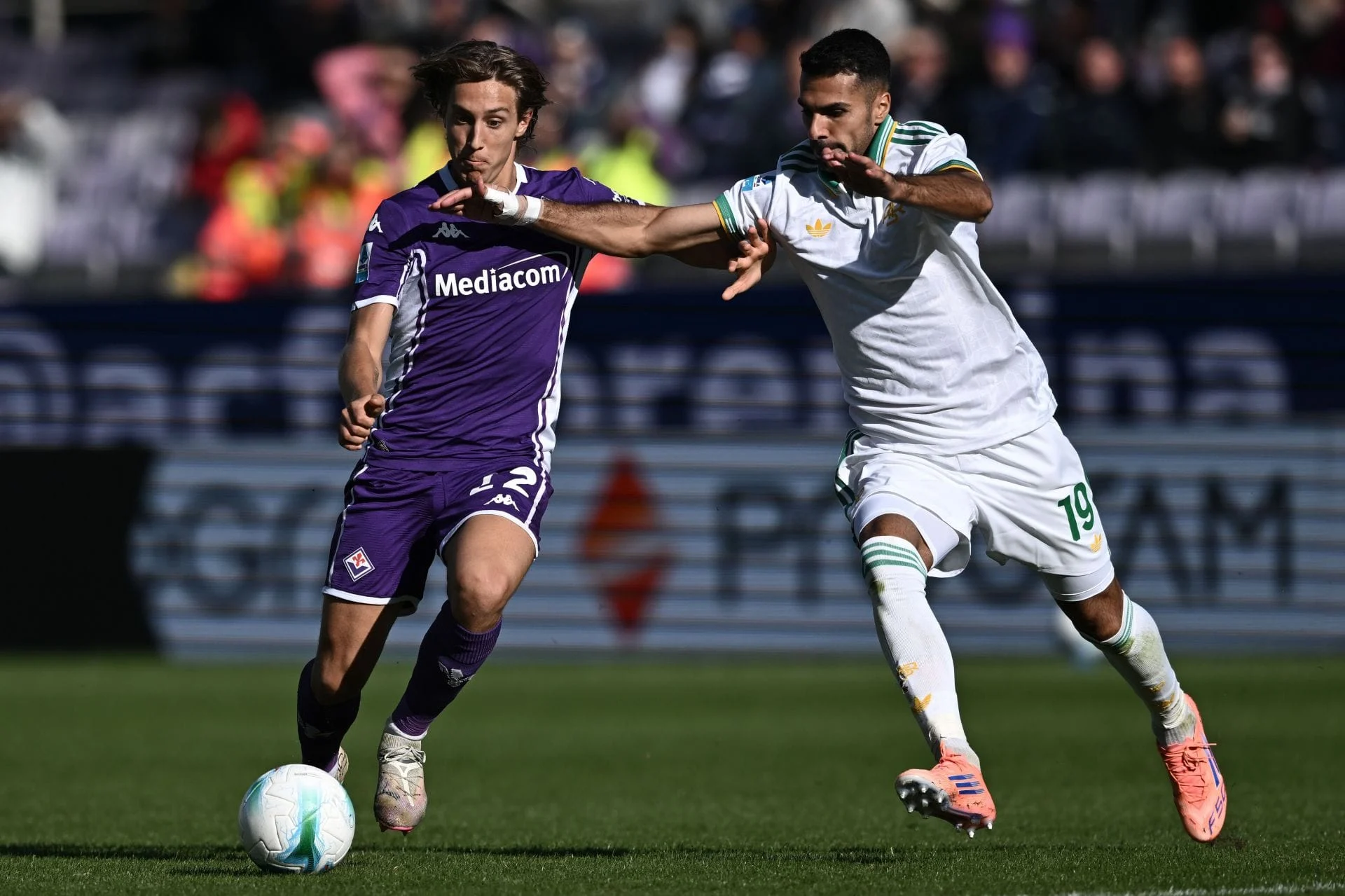 Geliat Transfer Serie A: AS Roma Berburu Bintang Premier League di Tengah Pensiunnya Legenda