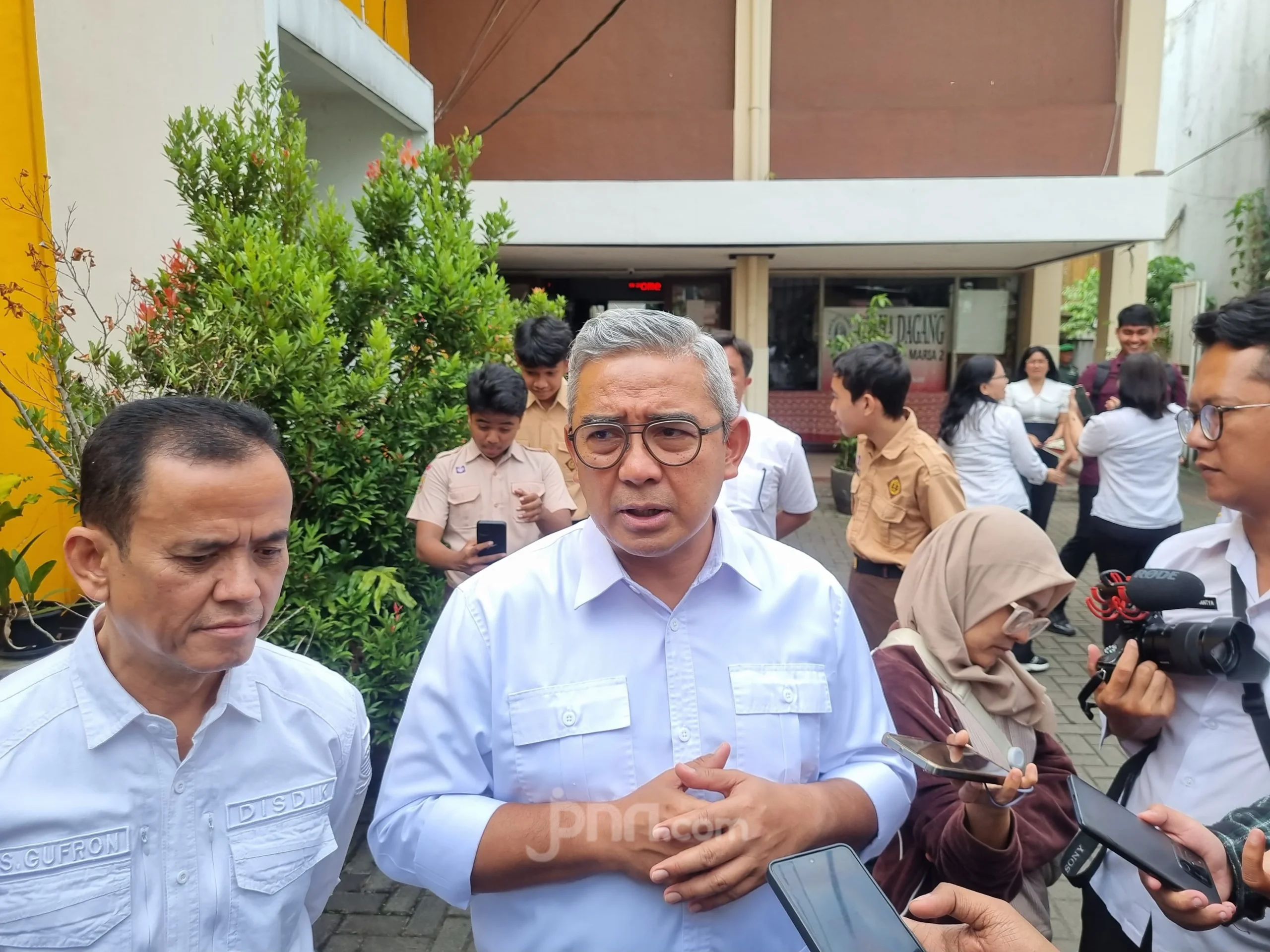 Kabar Mengejutkan dari Balai Kota: Kondisi Kesehatan Wali Kota Bandung Farhan Mengkhawatirkan
