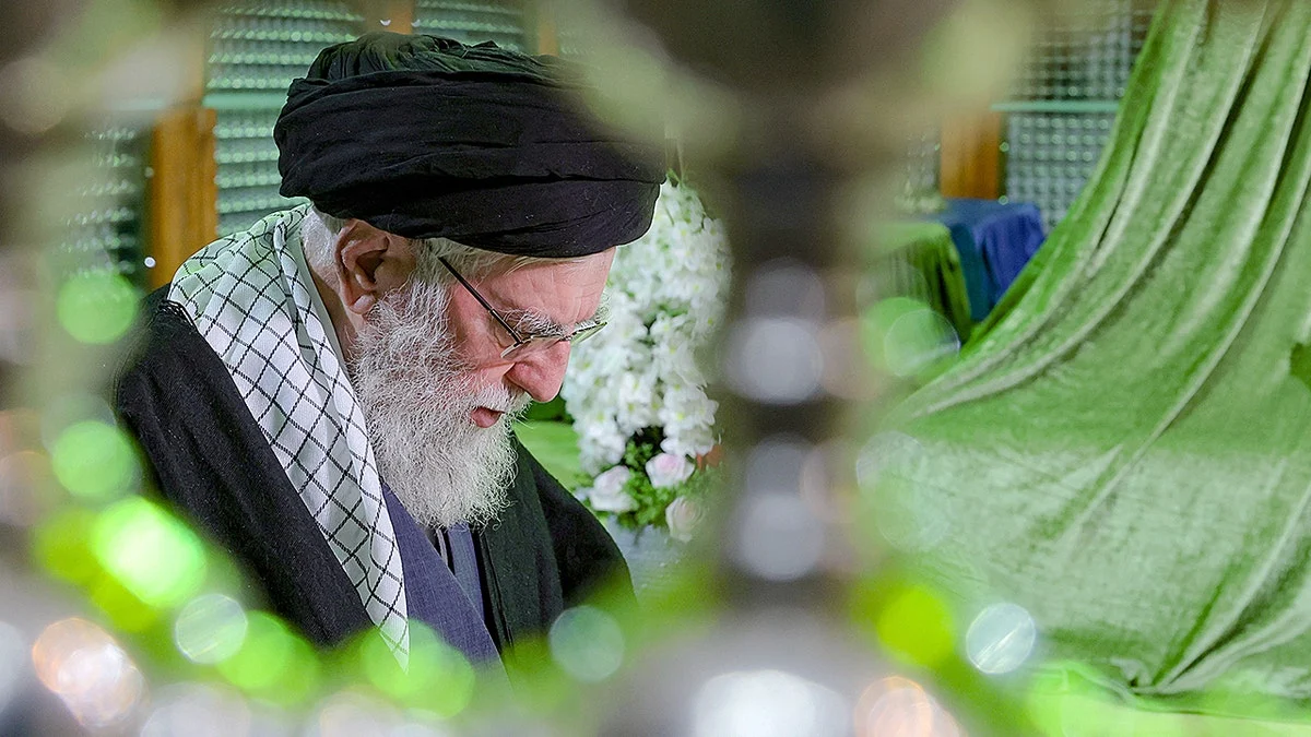 Ketegangan Memuncak di Iran: Penembakan di Dekat Tempat Pemakaman Ali Khamenei, 2 Anggota Basij Tewas