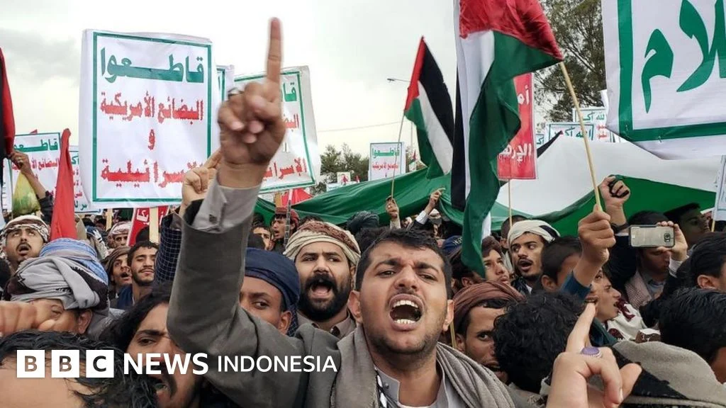 Ketegangan Memuncak di Timur Tengah: Empat Awak Kapal AL Kuwait Terluka Terkena Serangan Iran