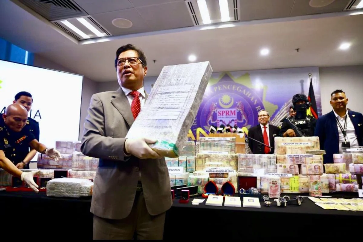 Membongkar Sosok Don Ritto: Tersangka Korupsi di Balik Brankas Emas 74 Kilogram