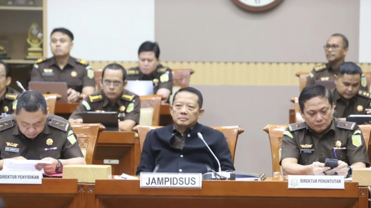 Polemik Pelimpahan Kasus Eks Jampidsus: Saat Prosedur Hukum Dipertanyakan