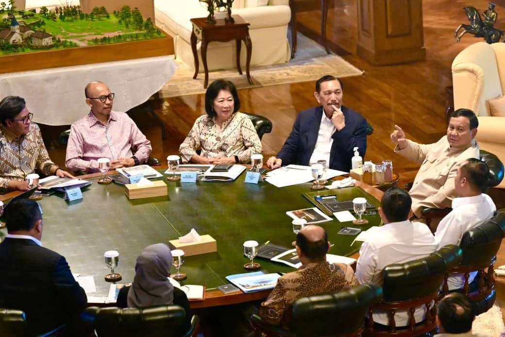 Prabowo Panggil Luhut hingga Chatib Basri ke Hambalang Sore Ini, Bahas Strategi Ekonomi Krusial