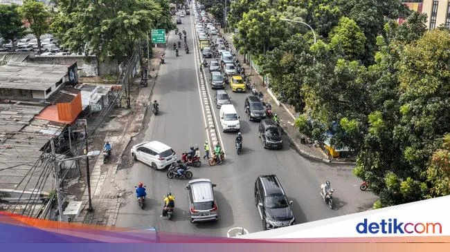 Pramono Targetkan Masalah Macet di Jalan Rel Sebidang Pasar Minggu Tuntas Awal 2027