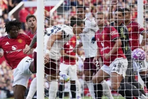 Revolusi Skuad Manchester United: Perburuan Kiper MU Baru Usai Blunder Fatal di Piala Dunia