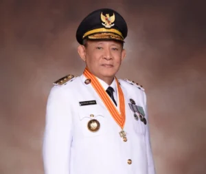 Ribuan Warga Padati Rudis Gubernur Gorontalo, Gusnar Ismail Nobar Final Piala Dunia 2026