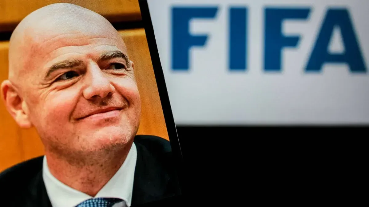 Skandal Kartu Merah dan Rekor Finansial: Menguji Integritas FIFA di Era Gianni Infantino