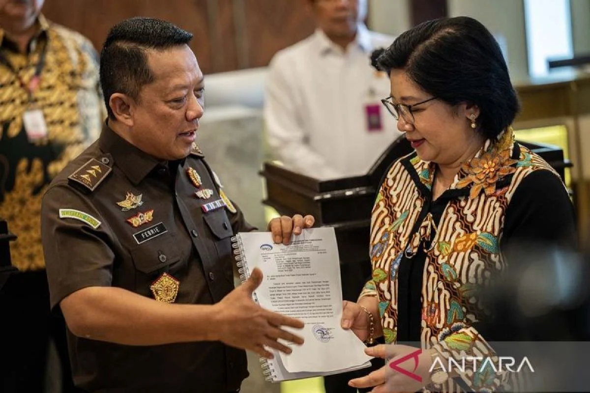 Skandal Korupsi Jampidsus: Mahfud MD Sebut Betapa Munafiknya Eks Jampidsus Febrie Adriansyah, Layak Dihukum Mati Jika Terbukti