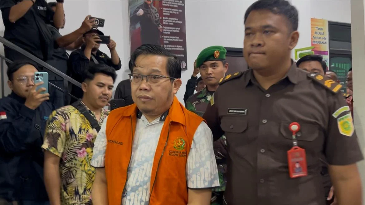 Skandal Korupsi Pakan Satwa: Eks Dirut KBS Chairul Anwar Terancam Hukuman Berat