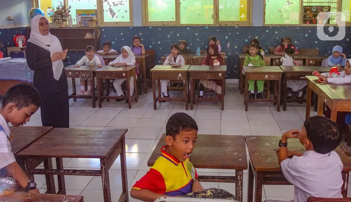 Tips Sukses Hari Pertama Masuk Sekolah: Dari Aturan MPLS hingga Mengatasi Kecemasan Sosial