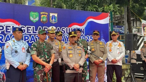 Viral Alphard Terobos Bundaran HI: Polda Metro Tegaskan Tindakan Tegas Bagi Pelanggar Pelat Nomor