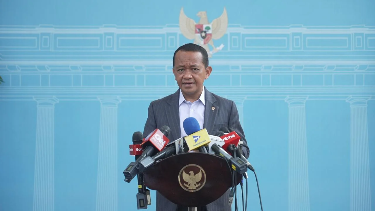 Bahlil Lahadalia di Tengah Pusaran Energi: Dari Krisis Geotermal hingga Aksi Kemanusiaan di Flores