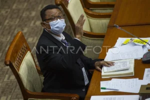 DPR Resmi Sahkan 14 Hakim Baru, Letkol Sudiyo Lolos Uji Kelayakan Tipikor