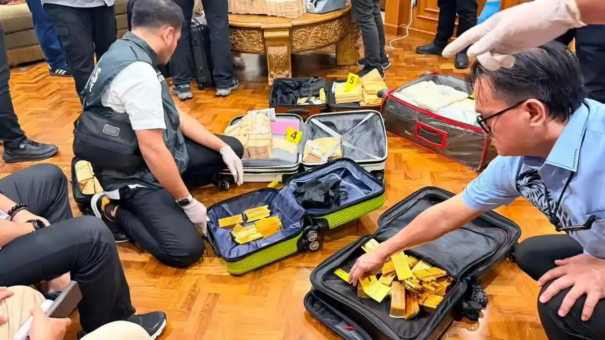 Drama Emas 74 Kilogram: Dari Satir Komika hingga Pemeriksaan Intensif Eks Jampidsus