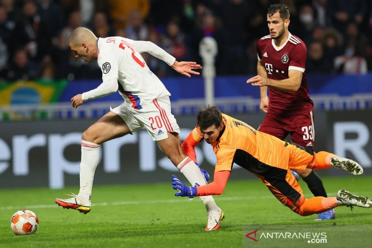 Drama Lyon vs Sparta Praha: Kebangkitan Dramatis dan Gejolak di Luar Lapangan