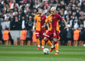 Drama Transfer Lucas Torreira: Galatasaray Tolak Tawaran Menggiurkan Venezia