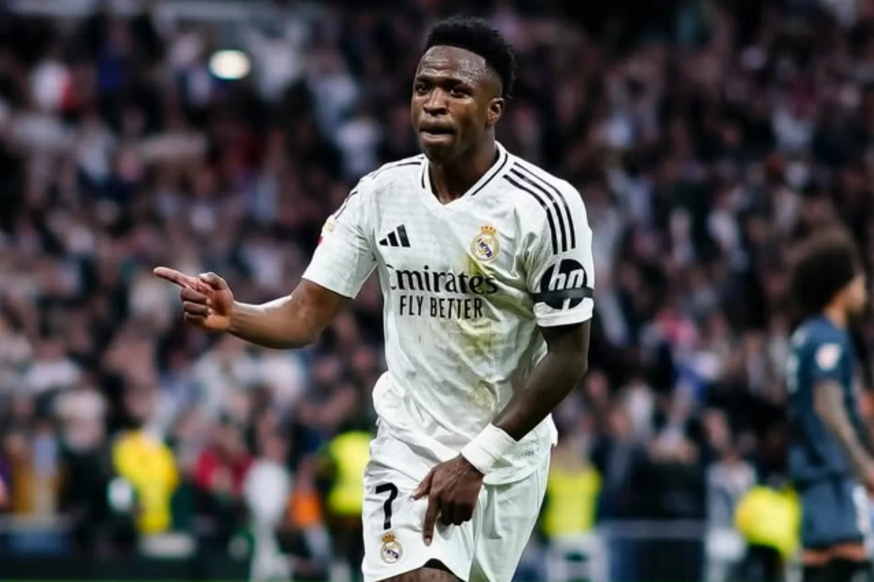 Era Baru Real Madrid: Vinicius Junior Amankan Kontrak Jangka Panjang dan Warisan Nomor 7