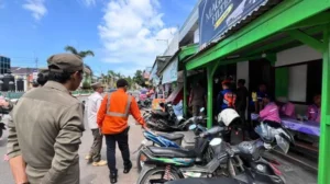 Jeritan Pedagang di Balik Penertiban PKL Cirebon: Dipaksa Setor Hingga Rp500 Ribu