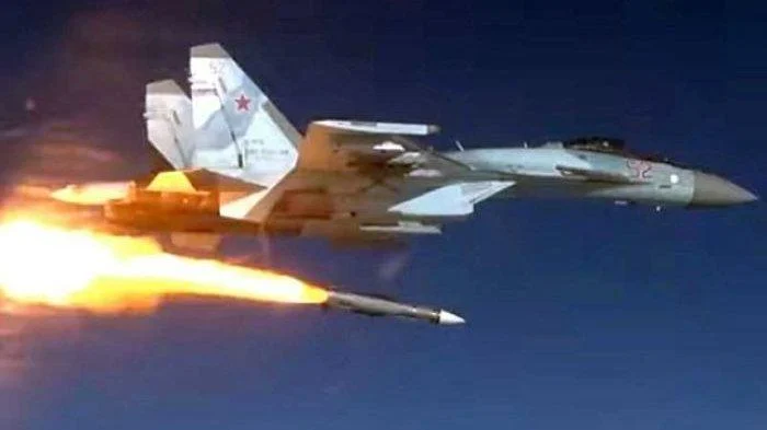 Jet Rusia Jatuh, Rudal AIM-120 F-16 Ukraina vs Monster R-37M, Mana Lebih Mematikan?