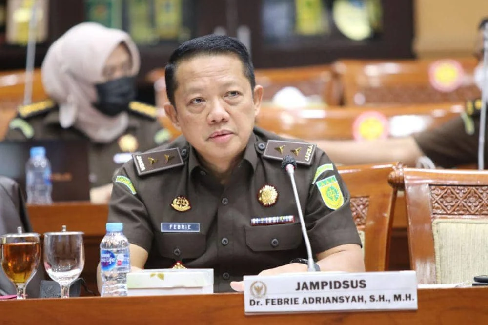 Kasus Eks Jampidsus Febrie Adriansyah Berlarut, Gus Lilur Sebut Saatnya Prabowo Panggil Mahfud MD Lagi