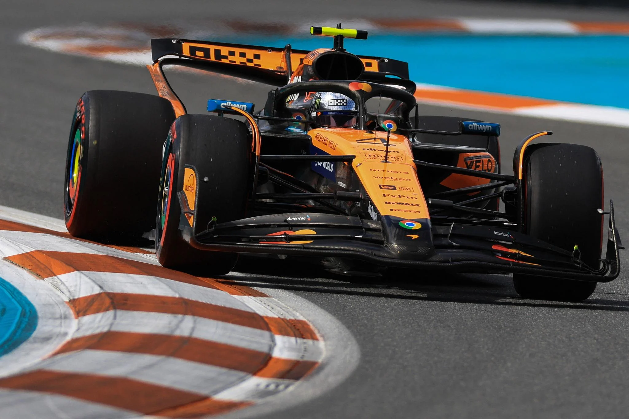 Kebangkitan McLaren: Strategi Lando Norris Menghadapi Paruh Kedua Musim F1 2026