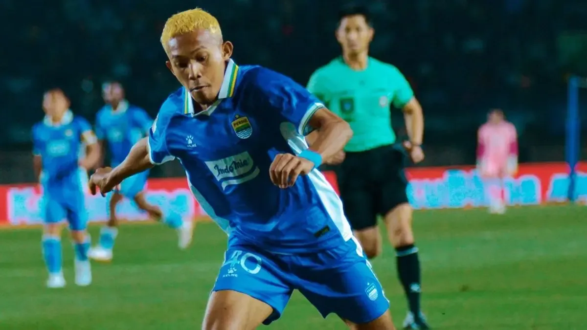Ketangguhan Lini Belakang Persib Bandung: Peran Vital Ikhwan Ali Tanamal di Final Piala Presiden 2026