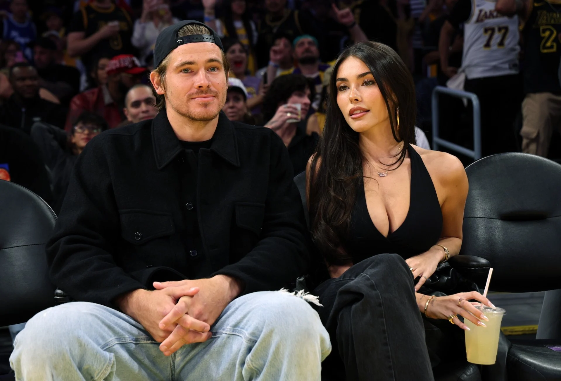 Kisah Cinta Bak Negeri Dongeng, Resmi tunangan! Maddison Beer terima lamaran Justin Herbert [titlebase]