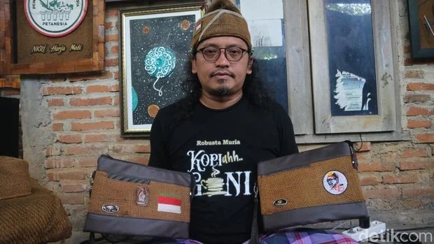 Kisah Nunung Ervana: Kreasi Perajin Limbah Spons Kudus: Bikin Siluet Jokowi, Sita Perhatian saat G20