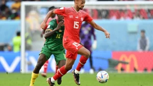 Langkah Strategis Genoa: Mengamankan Djibril Sow di Tengah Krisis Skuad Sevilla