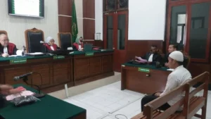 Nekat Curi Uang Rp5 Ribu, Pria di Surabaya Divonis Penjara 4 Bulan Akibat Bobol Jok Motor