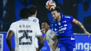 Persib Bandung vs Arema FC: Igor Tolic Dipaksa Memutar Otak di Tengah Badai Cedera