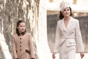 Sentuhan Manis Putri Charlotte: Kate Middleton Tampil dengan Gelang Handmade Buatan Sang Putri di Tengah Perjuangannya
