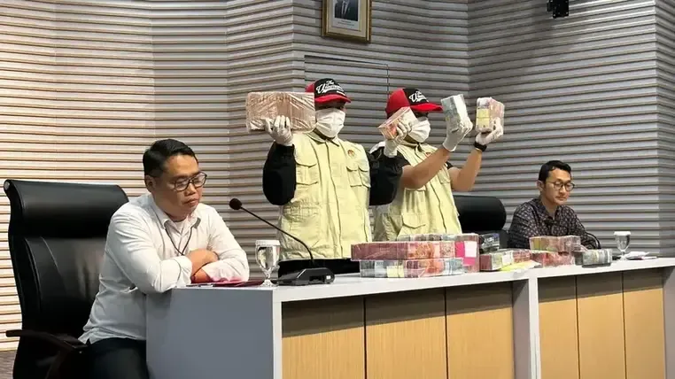 Sidang Korupsi Perangkat Desa Pati, Sudewo: Kode K1 itu bukan fakta, hanya obrolan warung