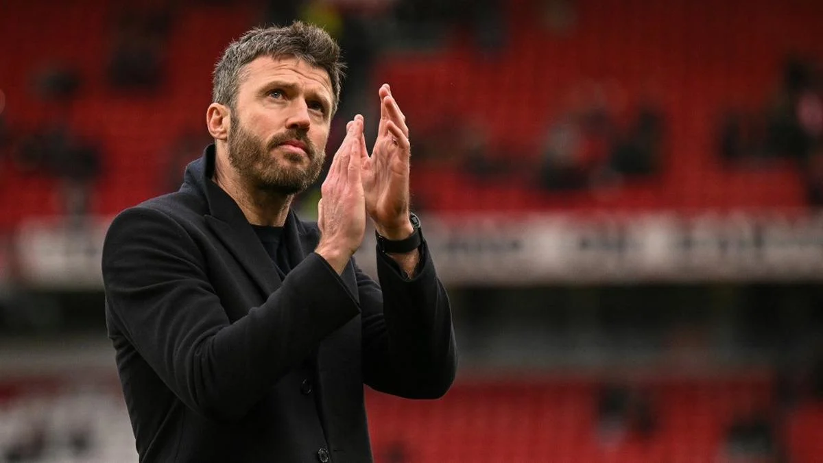 Sinyal Bahaya di Old Trafford: AC Milan Tunjukkan Kelemahan Manchester United Jelang Musim Baru