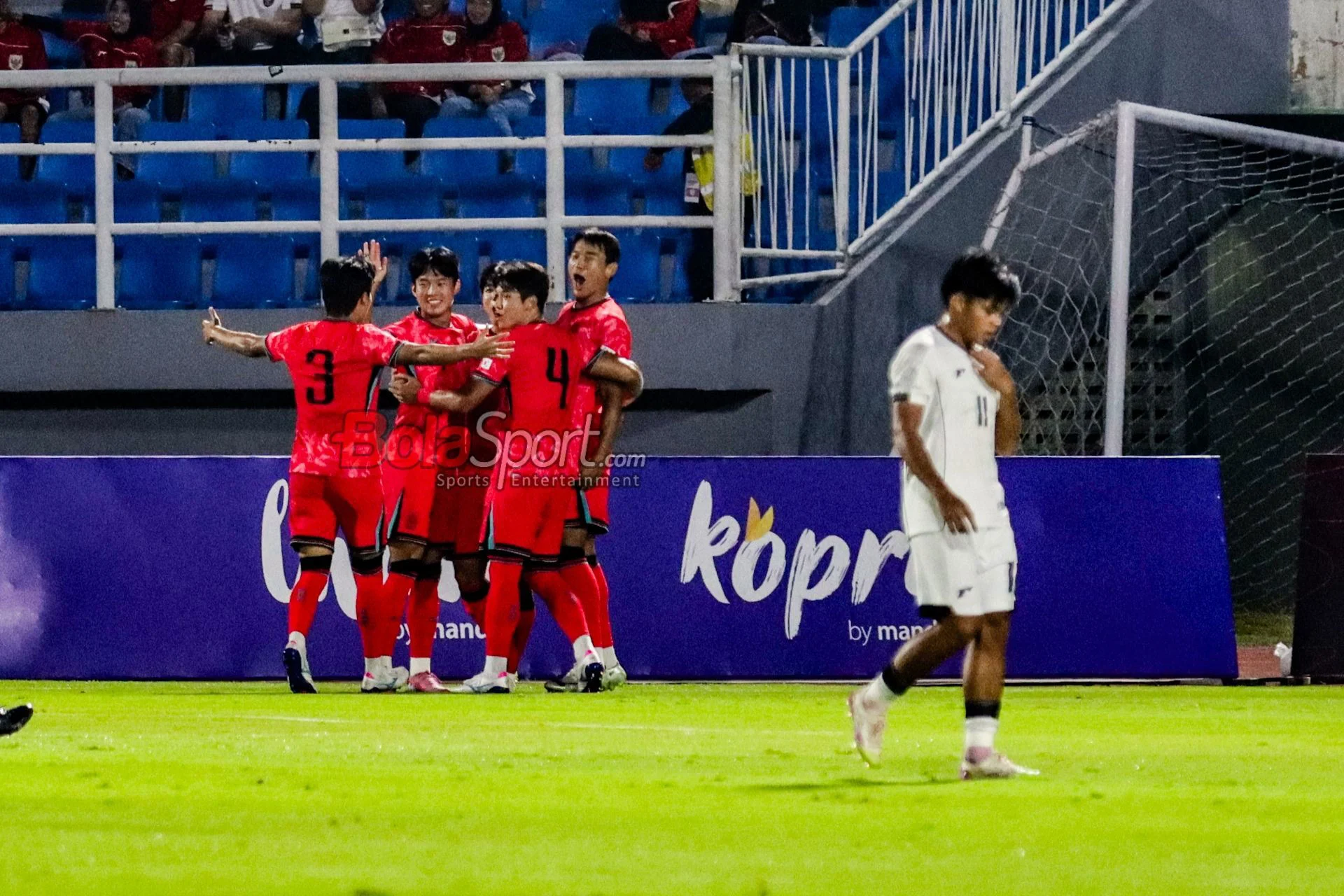 Terpuruk di Pakansari: Mimpi Buruk Timnas Indonesia di Tangan Vietnam
