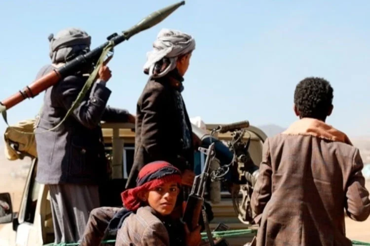 Timur Tengah Membara: Balas Dendam, Arab Saudi Serang Situs Militer Houthi di Yaman