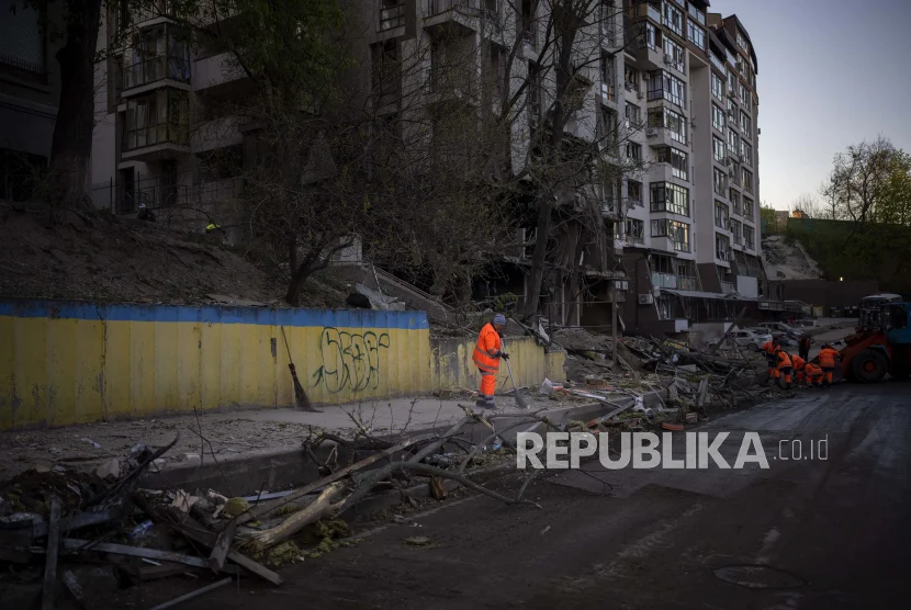 Tragedi Ledakan Gudang di Kyiv: Rusia: Jepang bantu drone Ukraina yang menewaskan warga sipil