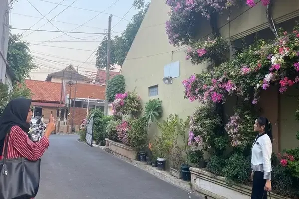 Viral di TikTok, Rumah Bugenvil Pleburan Semarang Diserbu Pengunjung, Jadi Spot Foto Estetik