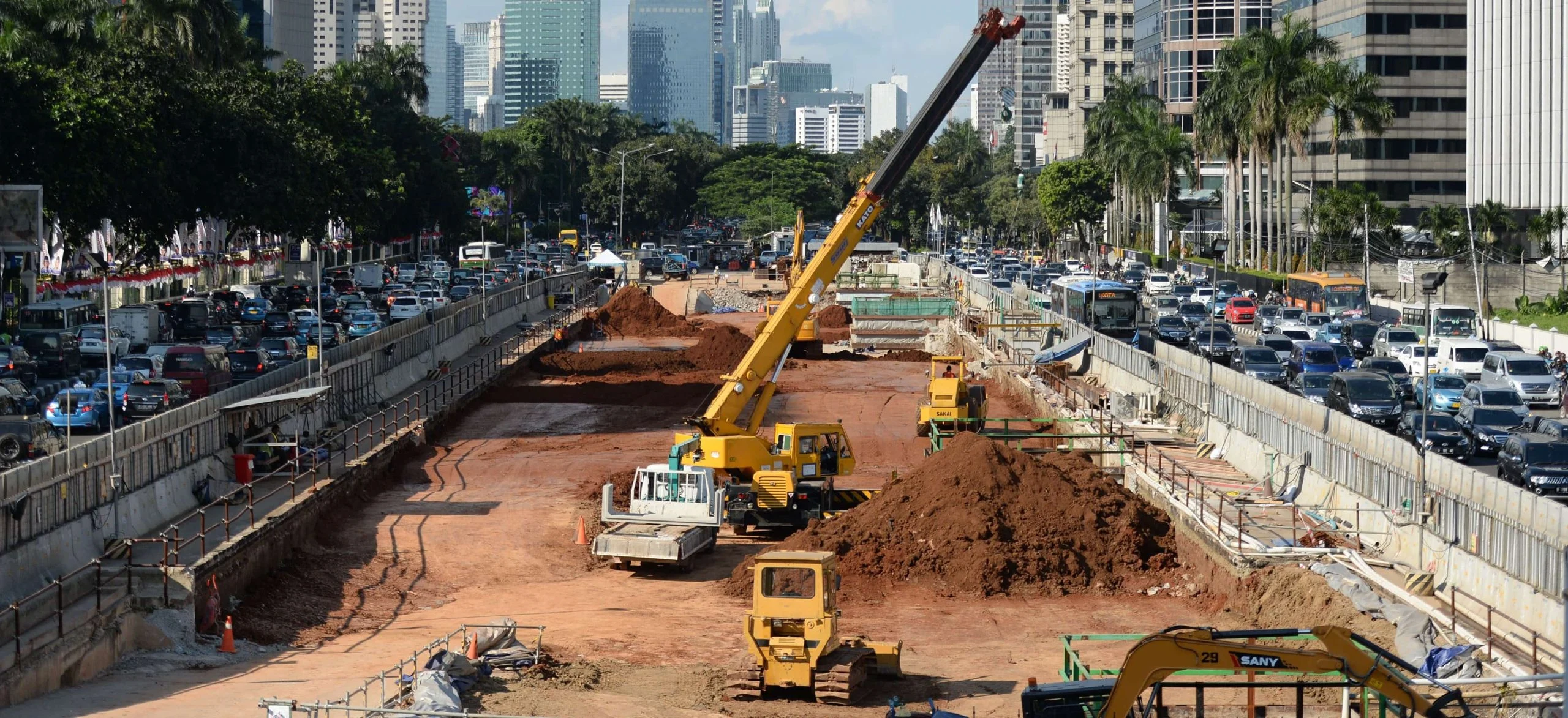 Wajah Baru Infrastruktur Indonesia: Dari Transformasi GBK hingga Mega Proyek Mentawai