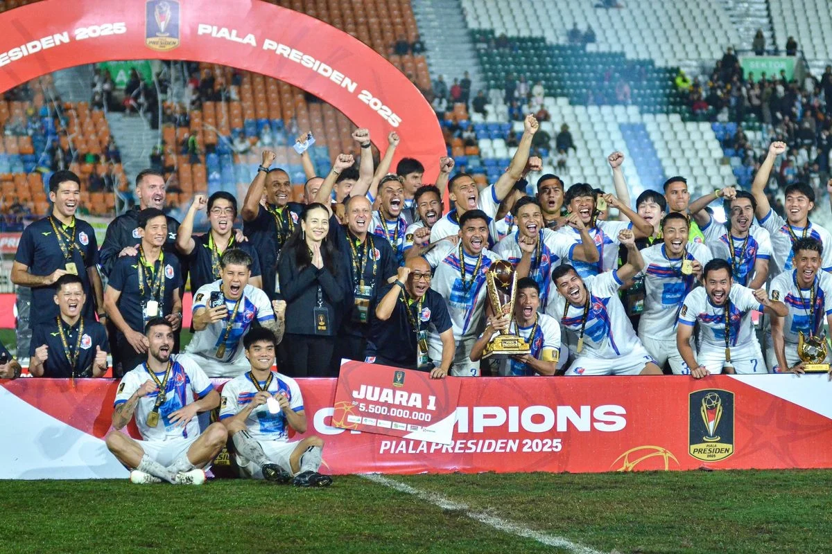 Geliat Sepak Bola Tanah Air: Dari Hadiah Piala Presiden hingga Semangat Akar Rumput