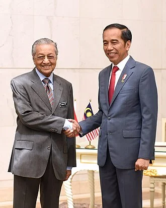 Jokowi di Solo Tepis Keretakan Hubungan Prabowo-Gibran: Baik-Baik Saja