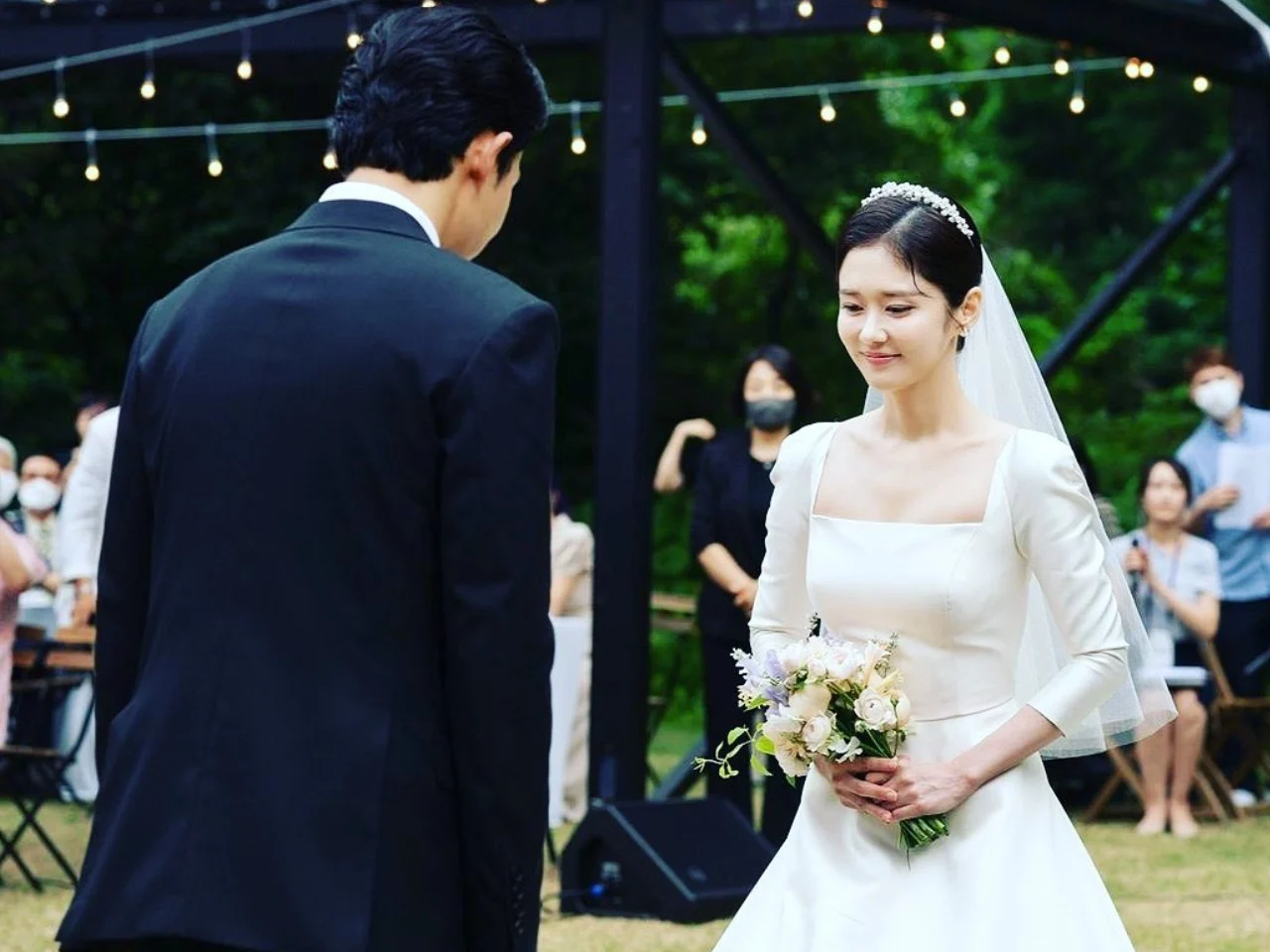 Kabar Bahagia! Yang Jiwon dan Yang Joon Mo Umumkan Pernikahan Serta Kehamilan