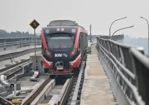 Konektivitas Baru: LRT Jakarta Bakal Terhubung dengan KRL Commuter Line di Manggarai