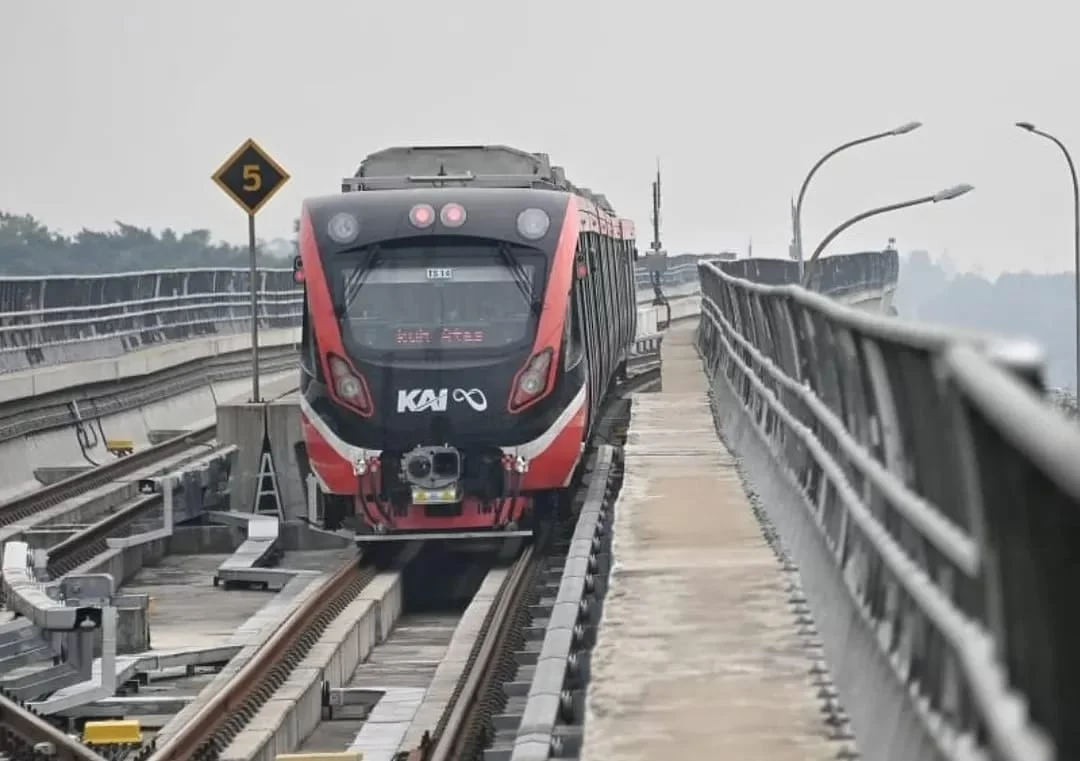 Konektivitas Baru: LRT Jakarta Bakal Terhubung dengan KRL Commuter Line di Manggarai