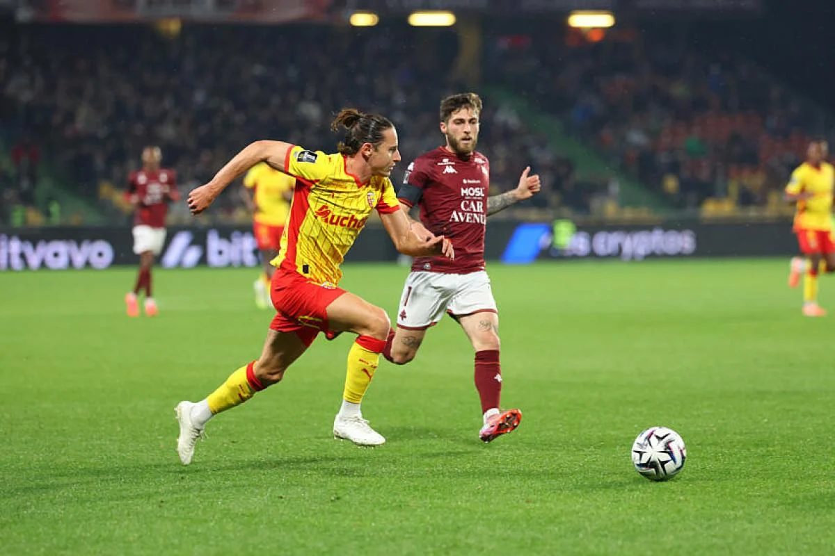 Laju Buruk RC Lens: Kekalahan Menyakitkan dari Lorient Jelang Laga Liga Champions