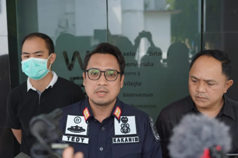 Viral di Media Sosial, Imigrasi Buru Dua WNA Kelahiran Israel yang Diusir dari Gym di Bali